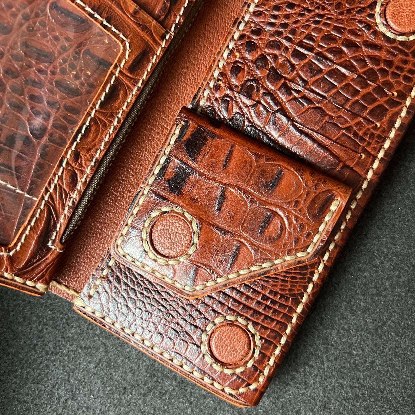 Marvello — The Everyday Luxury You Can Hold (WC-L27)