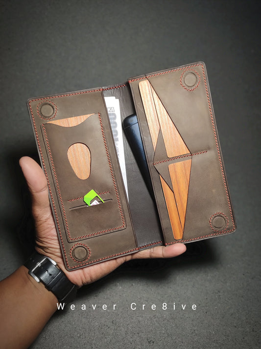 Nomado — The Traveler’s Companion (WC-L13)