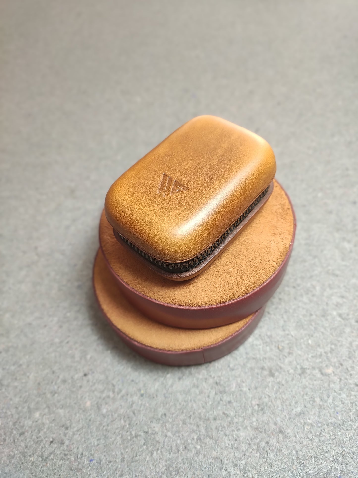 The Pexo — A Tiny Vault with Timeless Craft (WC-K1)
