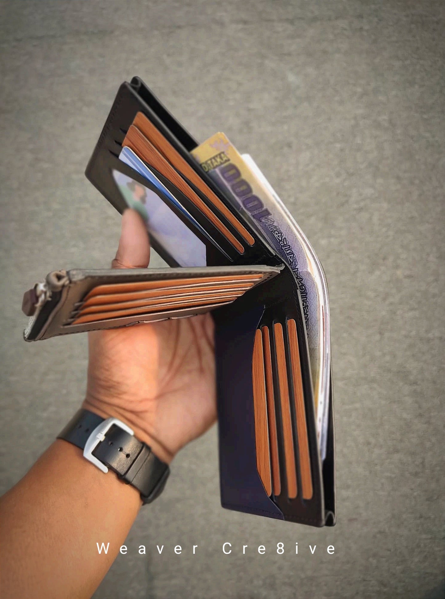 Vaultaire — The Executive Tri-Fold Wallet (WC-C31)