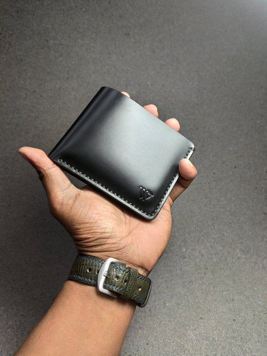 Duskline — The Refined Bi-Fold Wallet (WC-C34)