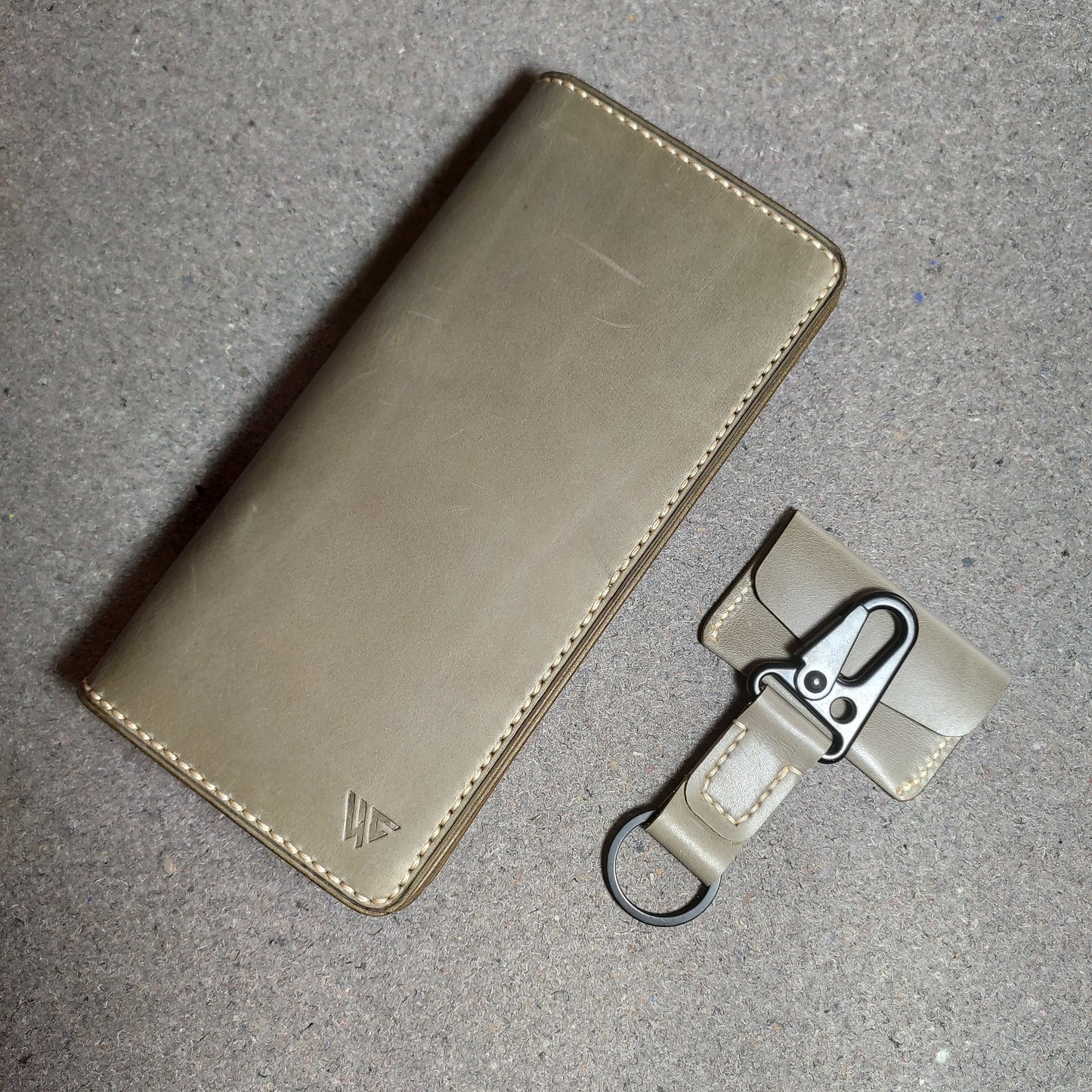 Sagehold — Crafted for the Thoughtful Carrier (WC-L19)