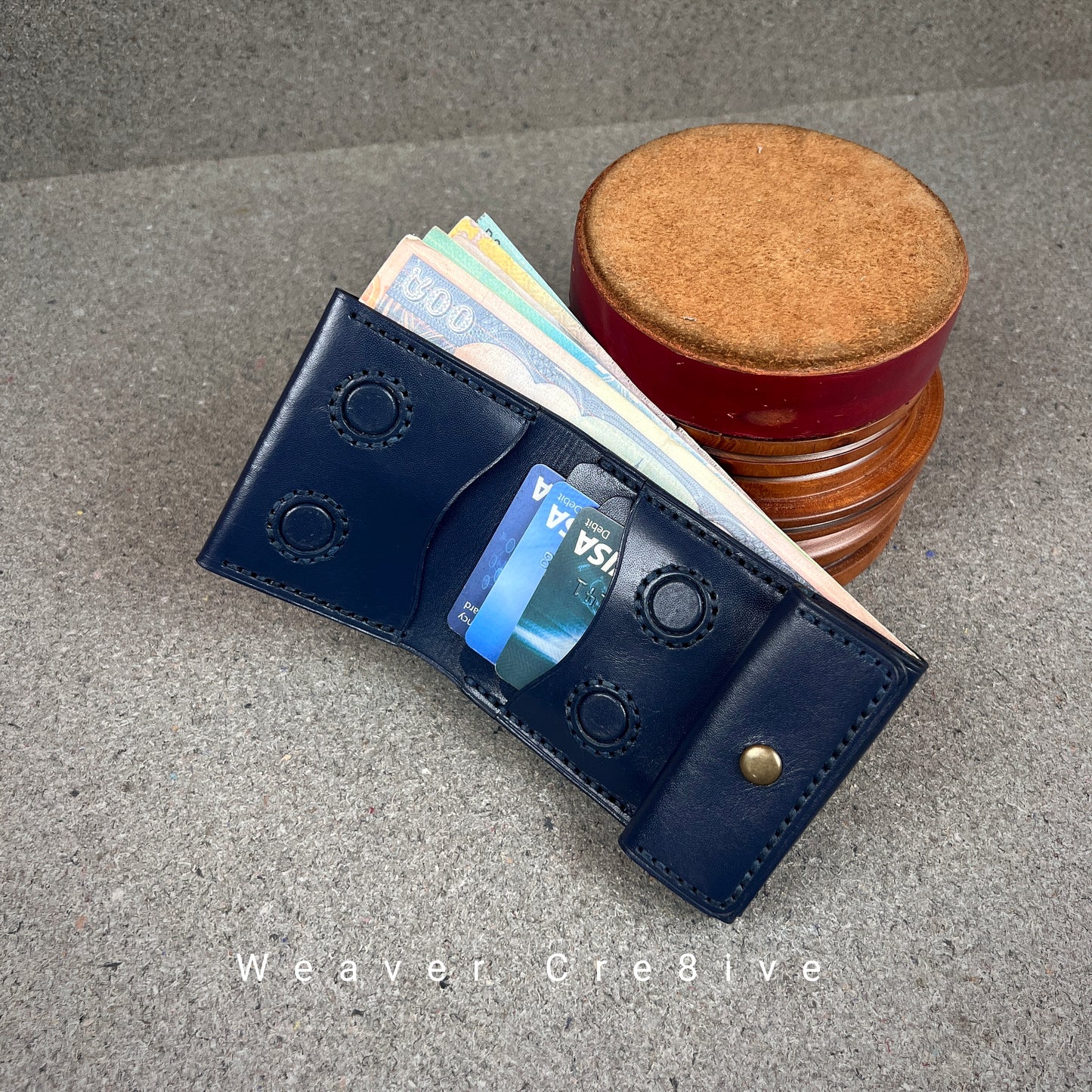 Frozzy — Where Comfort Meets Compact (WC-C42)