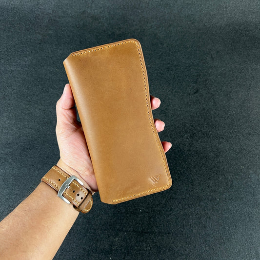 Aureus — The Signature Long Wallet (WC-L12)