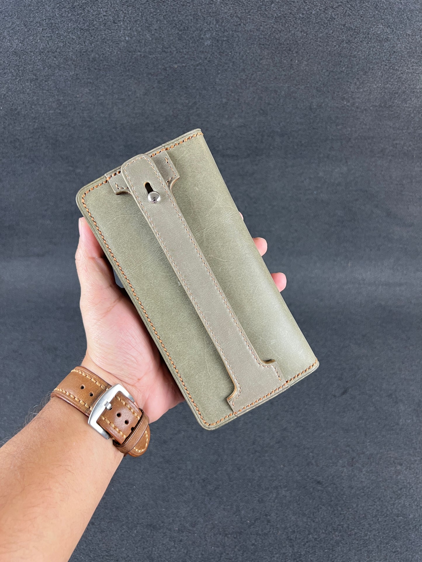 Arden Flow — Designed to Carry Your Day (WC-L14)