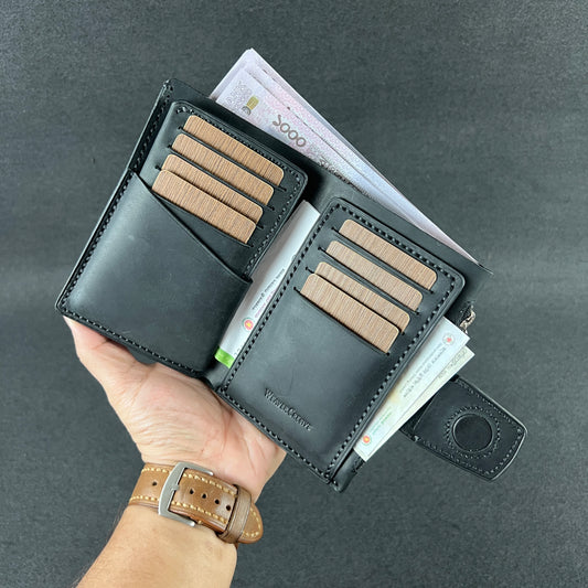 Vaulta — Vertical Bi-Fold Wallet (WC-V4)