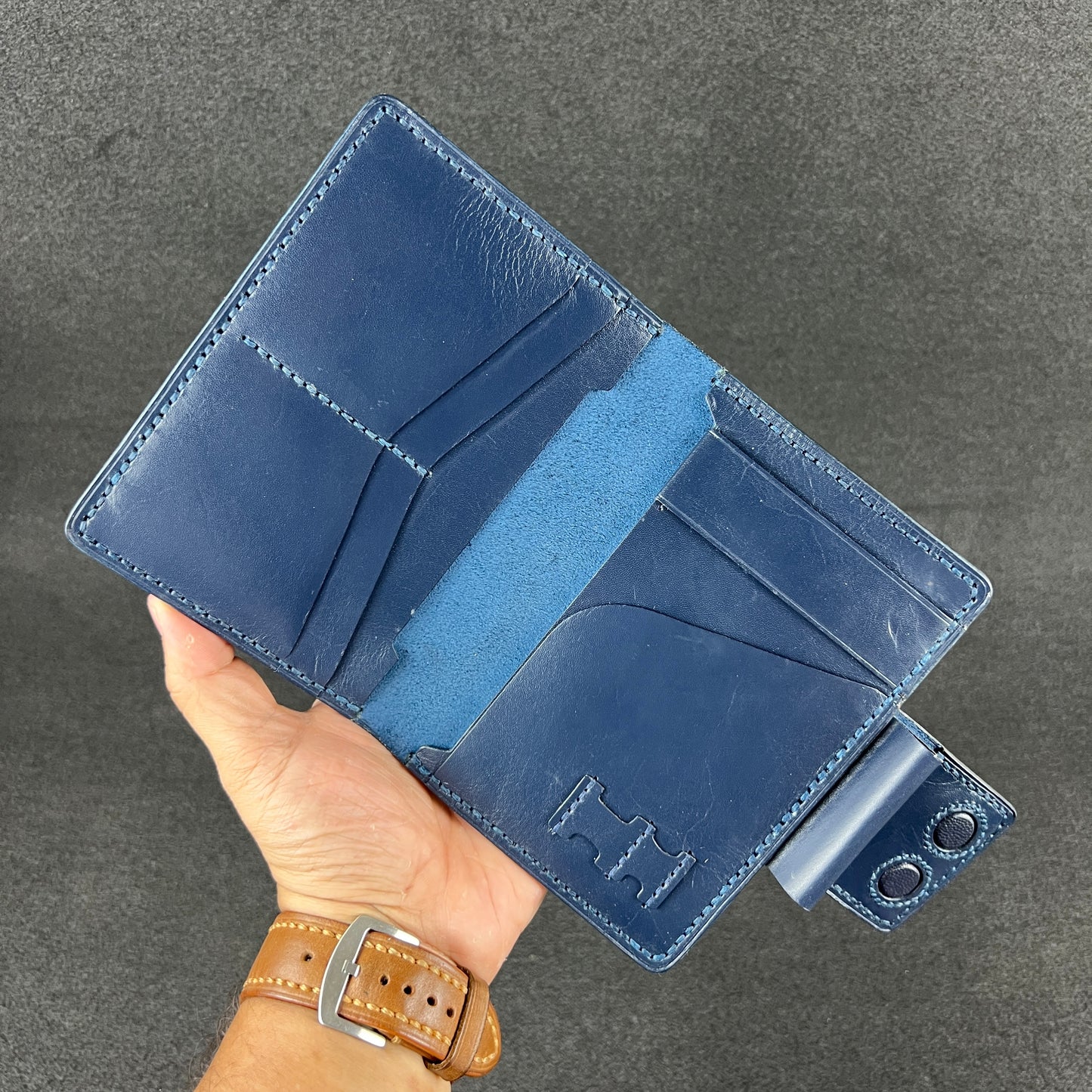 Nomaro — Passport Holder (WC-PH8)