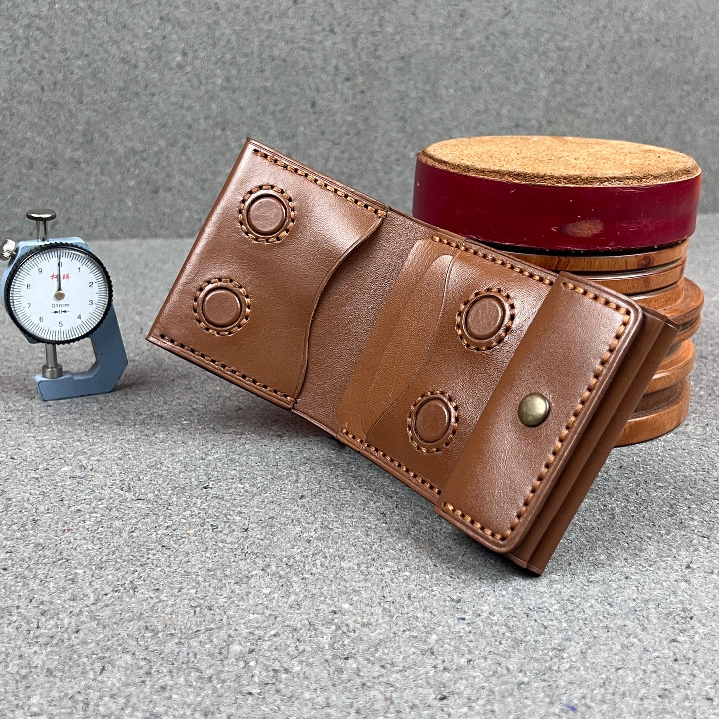 Frozzy — Where Comfort Meets Compact (WC-C42)