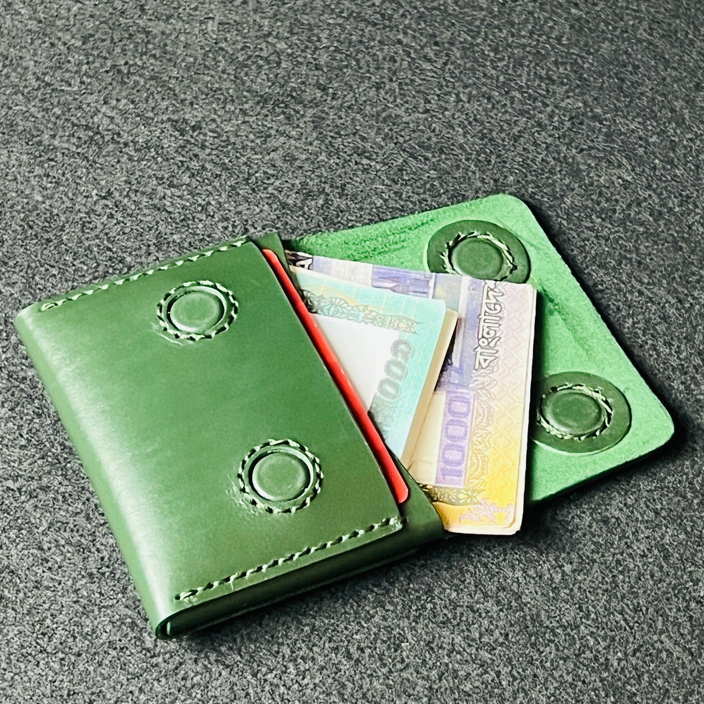 The Alder - Slim. Secure.Sophisticated (WC-CH10)