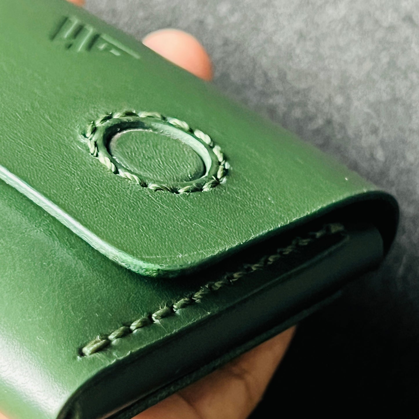 The Alder - Slim. Secure.Sophisticated (WC-CH10)