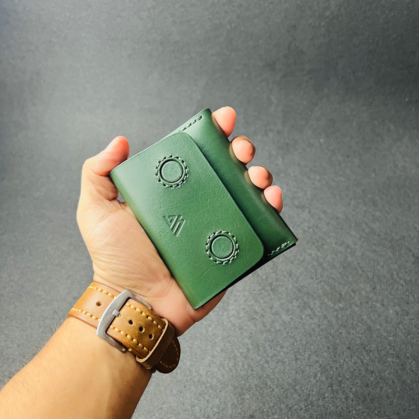 The Alder - Slim. Secure.Sophisticated (WC-CH10)
