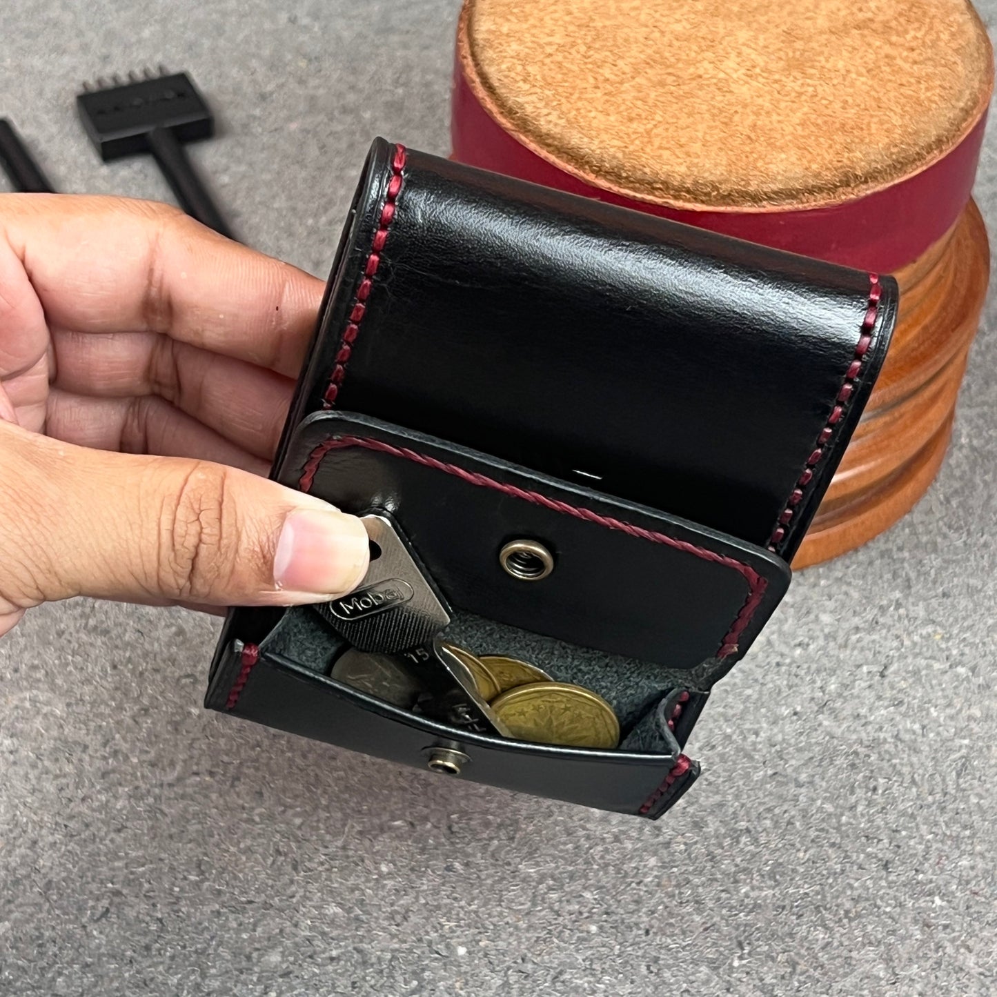 Frozzy — Where Comfort Meets Compact (WC-C42)