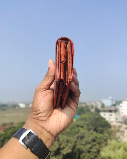 Gliese — Where Structure Meets Soul (WC-C3)