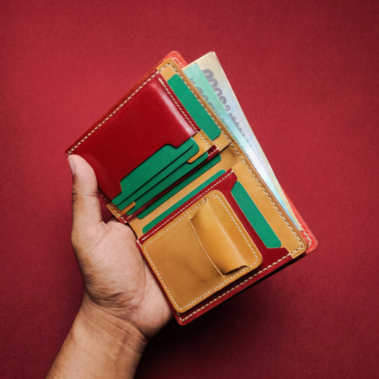 Rogueberry — Vertical Bi-Fold Wallet (WC-V13)