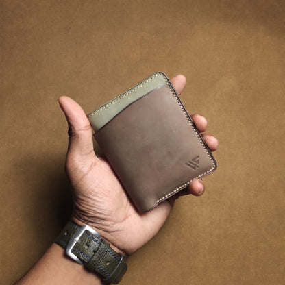 Forra — Vertical Bi-Fold Wallet (WC-V11)