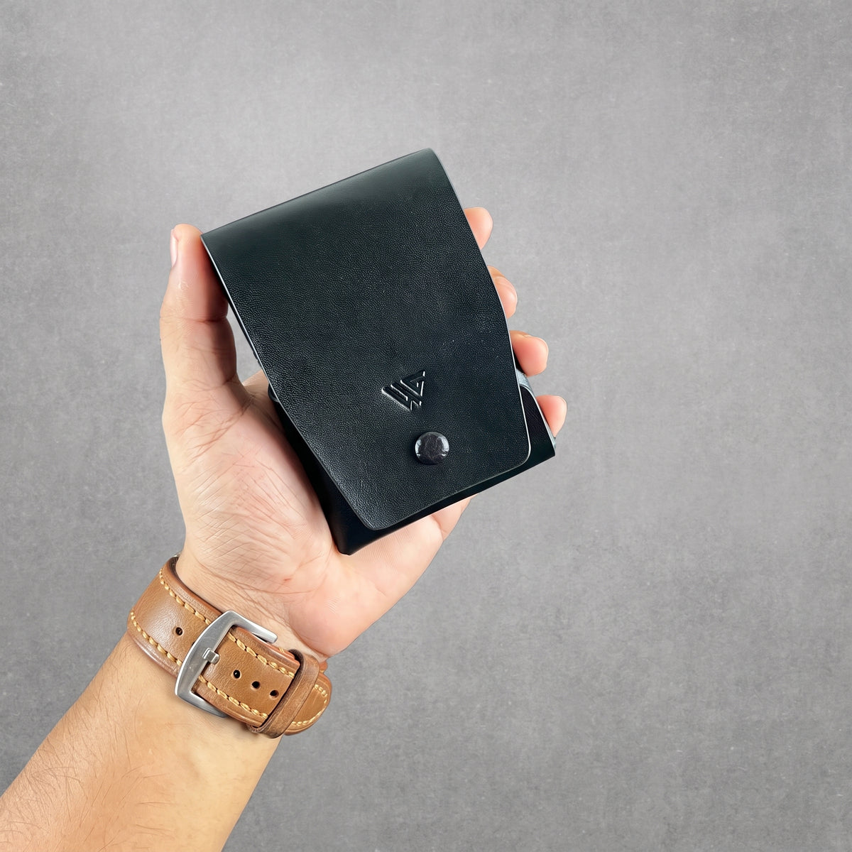 Crimora — Vintage Wallet  (WC-VT6B)