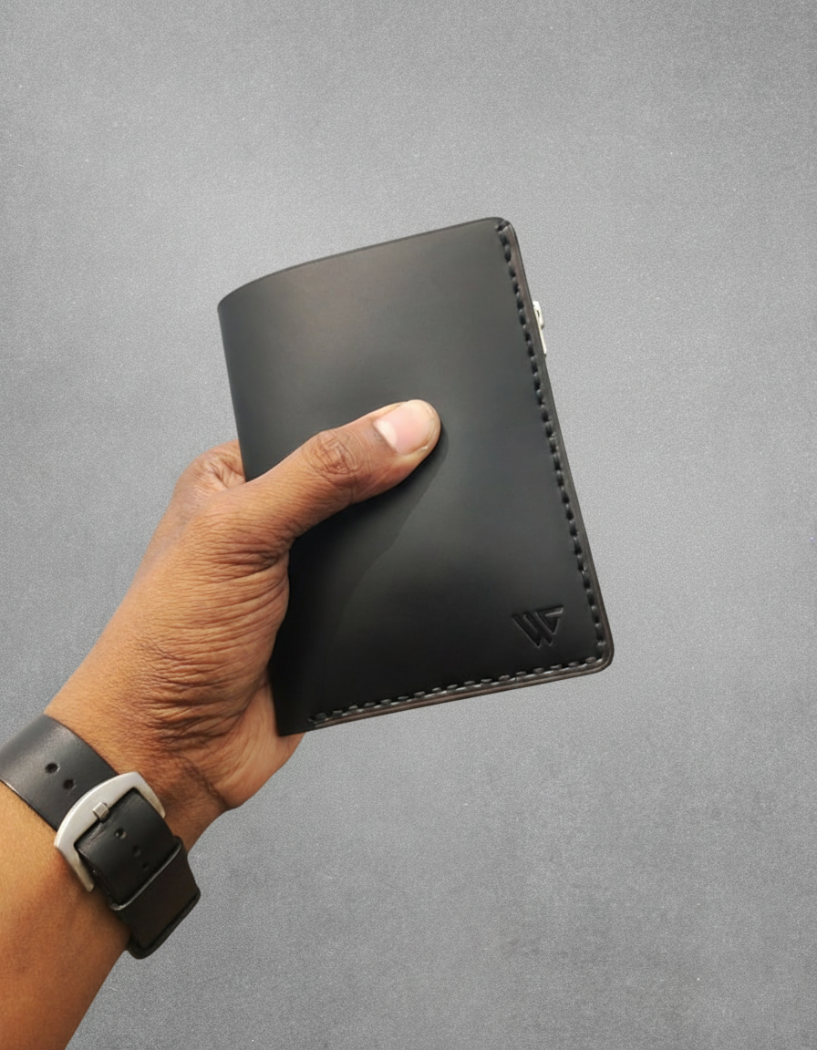 Vaulta — The Semi-Long Wallet for Those Who Carry More (WC-V4)