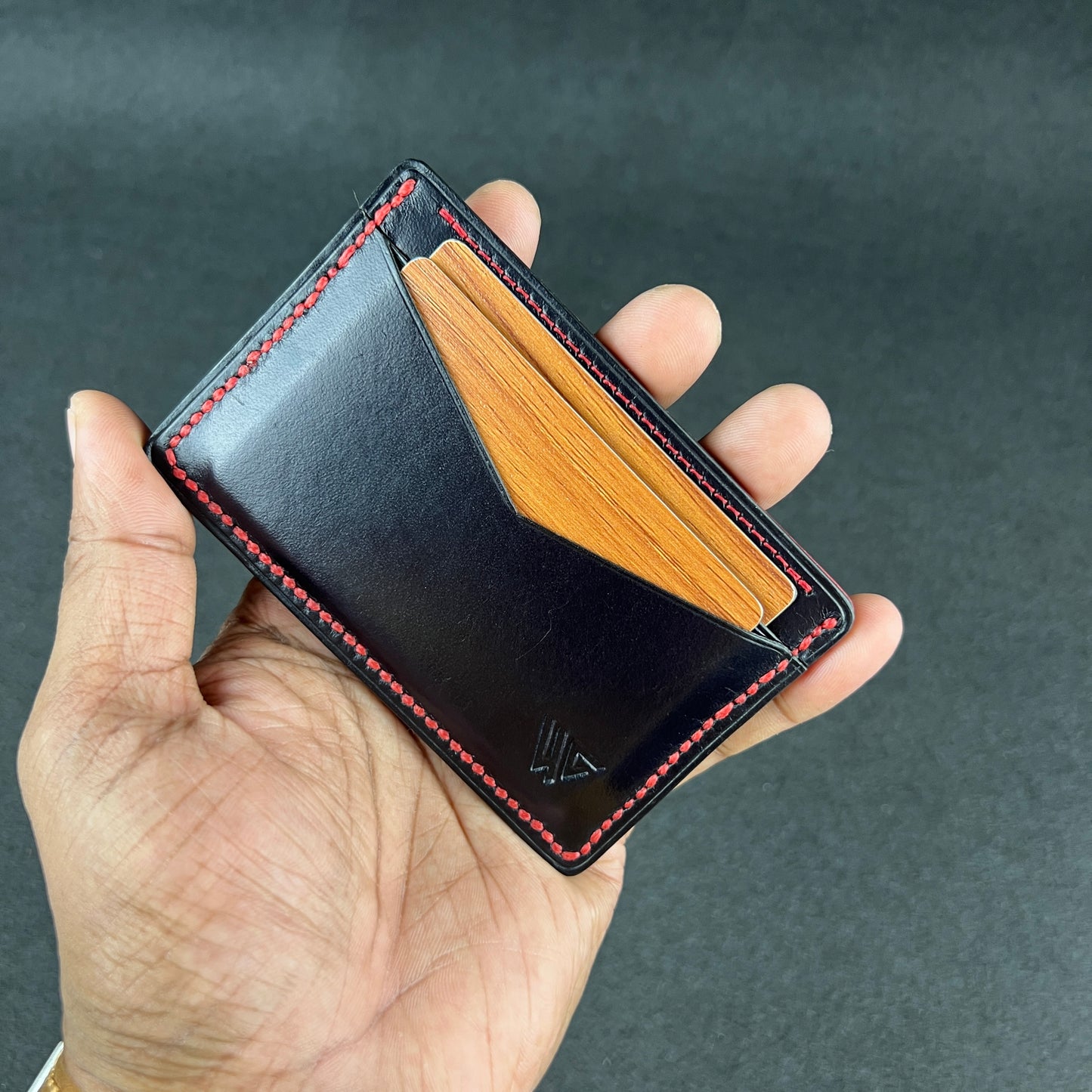 Noir Grid — Bold. Minimal. Redefined (WC-CH12)