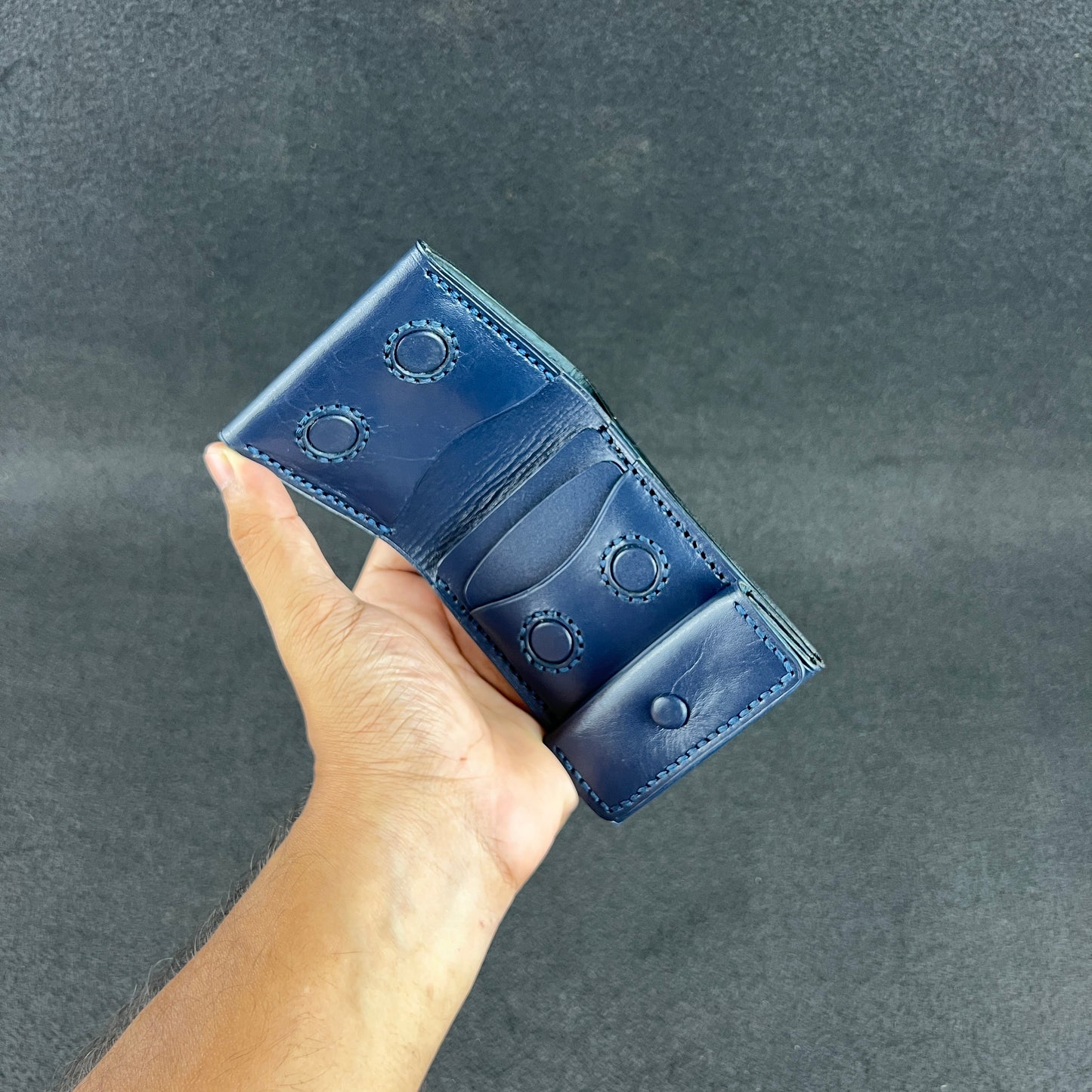 Frozzy — Classic Wallet (WC-C42)