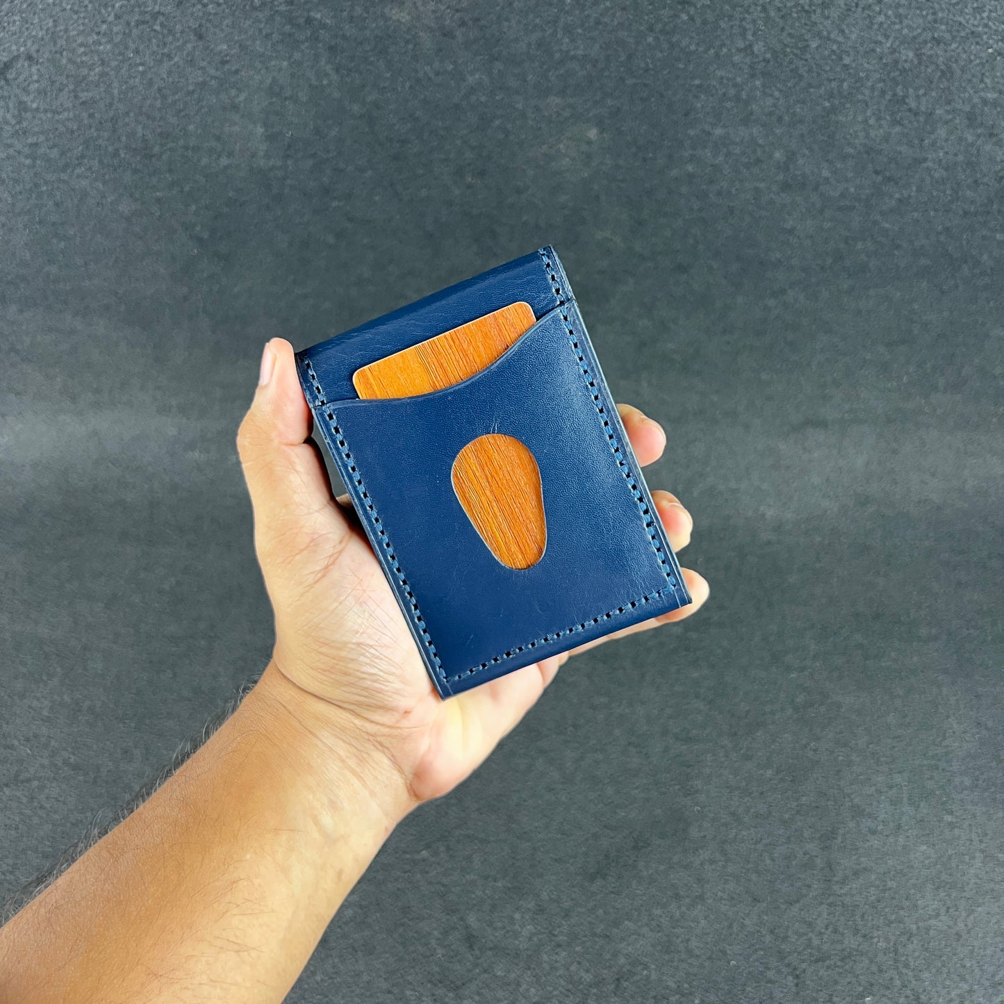 Frozzy — Classic Wallet (WC-C42)