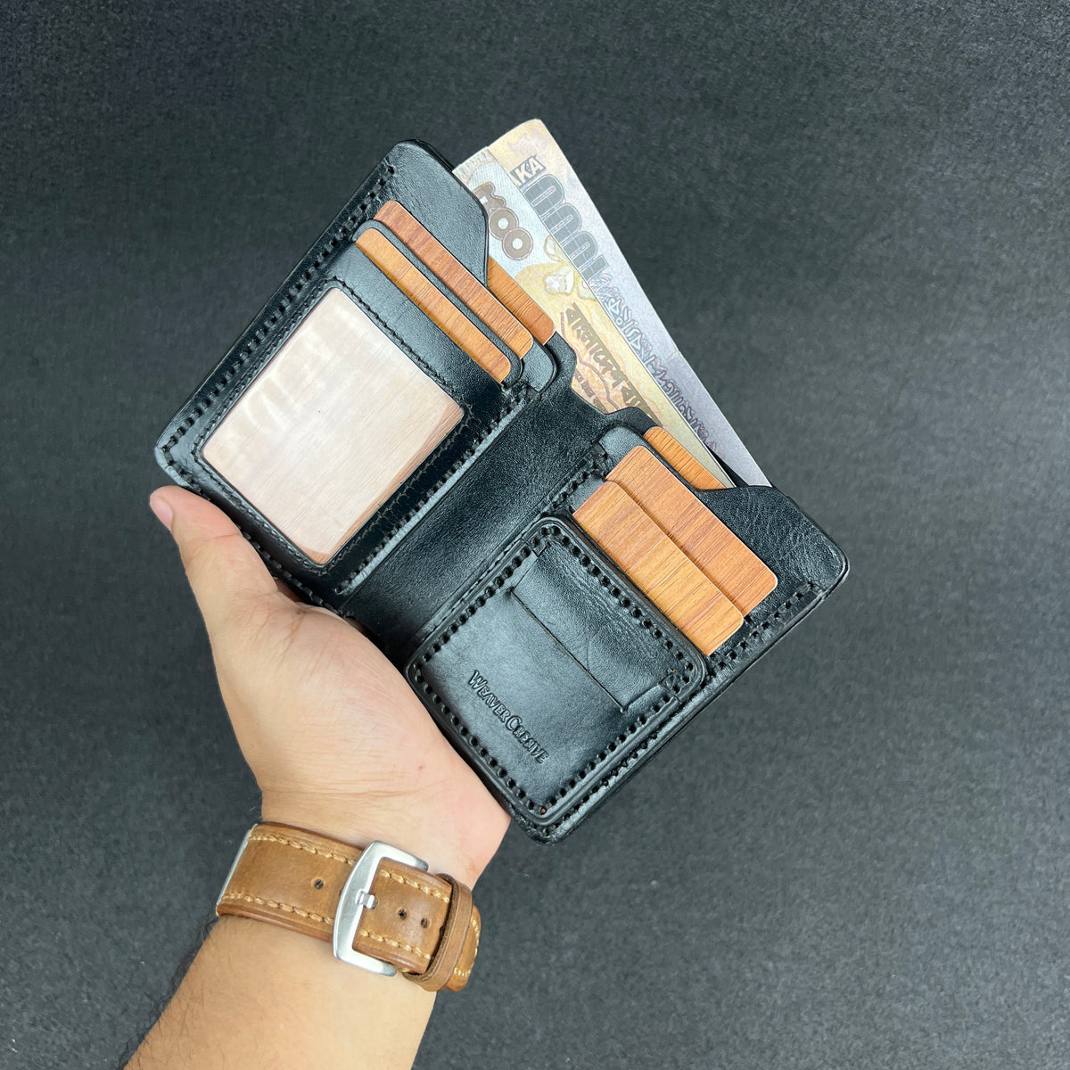 Ravelo — Vertical Bi-Fold Wallet (WC-V12)