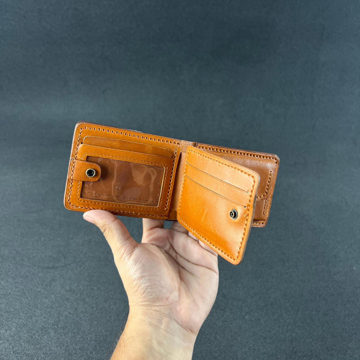 Velin — Classic Bi-Fold Wallet (WC-C25)