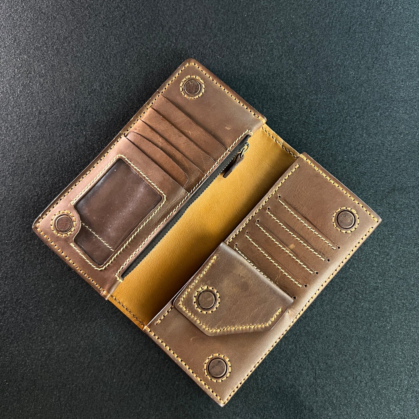 Marvello Max — The Everyday Luxury You Can Hold (WC-L27)