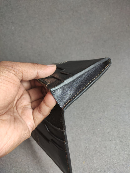 Sorra — Designed to Hold More Than Currency (WC-L10)