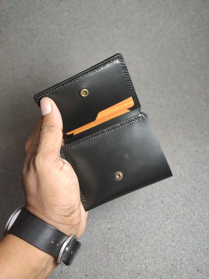 Onyx — Sleek. Sculpted. Sophisticated (WC-TR4)