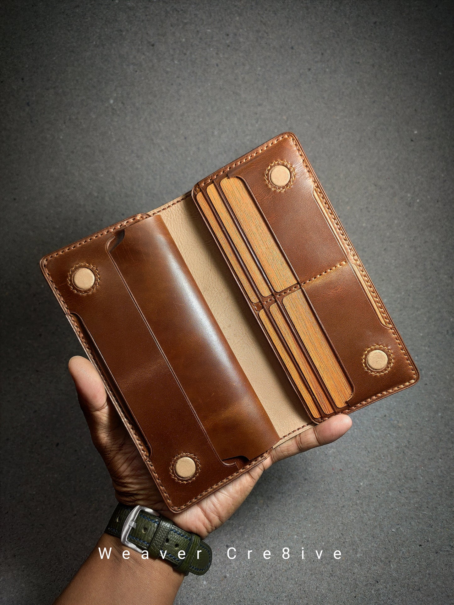 Elvra — Crafted for the Long Days (WC-L16)