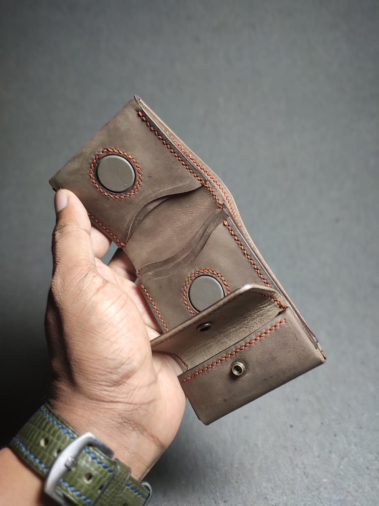 Trove — The Mighty Mini Wallet Button Edition (WC-C28 Button Edition)