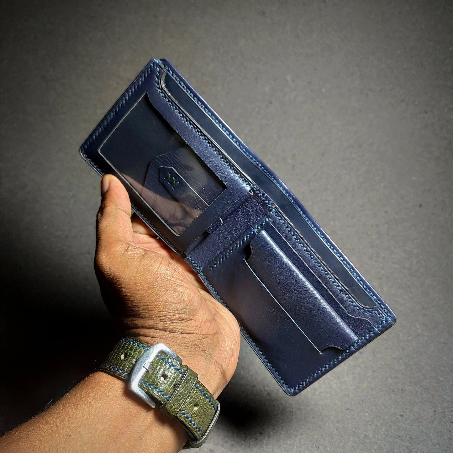 Indigo Crest — Designed for the Organized Mind (WC-C30)