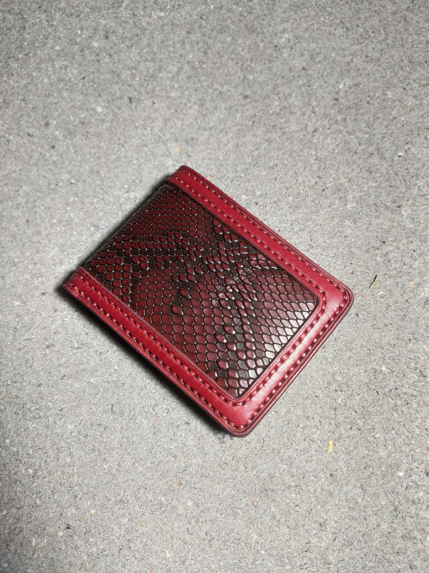 Crimson Weave — The Signature Bi-Fold Wallet (WC-C36)