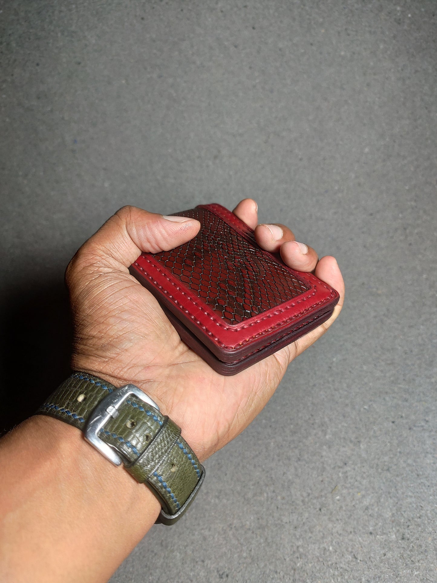 Crimson Weave — The Signature Bi-Fold Wallet (WC-C36)