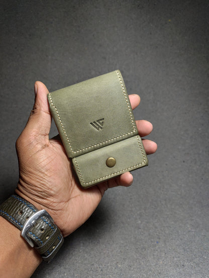 Trove — The Mighty Mini Wallet Button Edition (WC-C28 Button Edition)