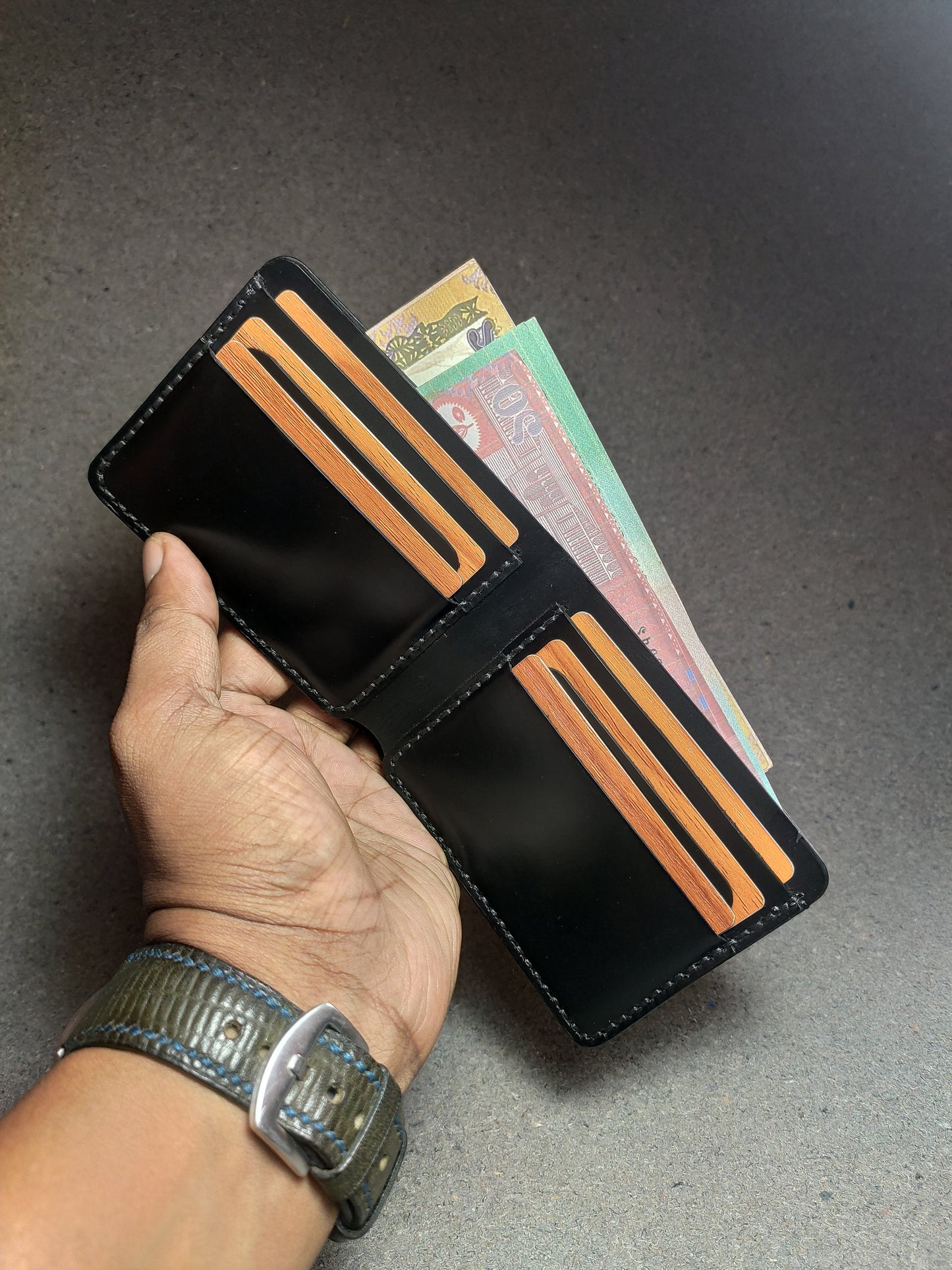 Nox — A Minimalist’s Midnight Companion (WC-C15)