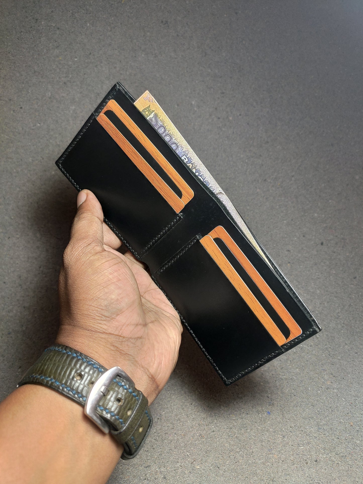 Nox — A Minimalist’s Midnight Companion (WC-C15)