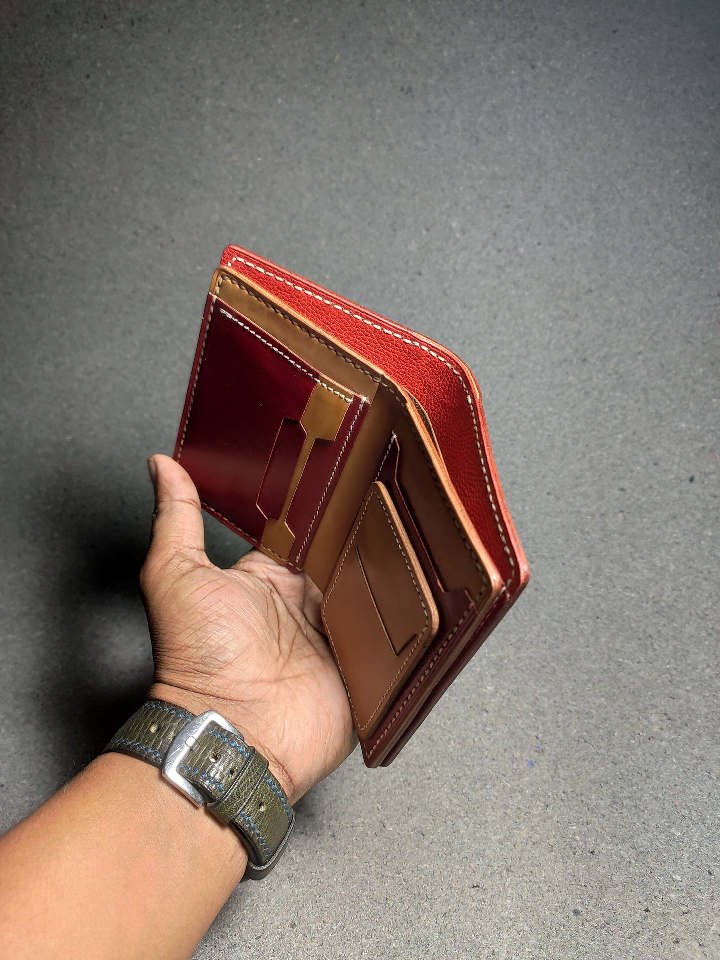 Rogueberry — The Crimson Carry (WC-V13)