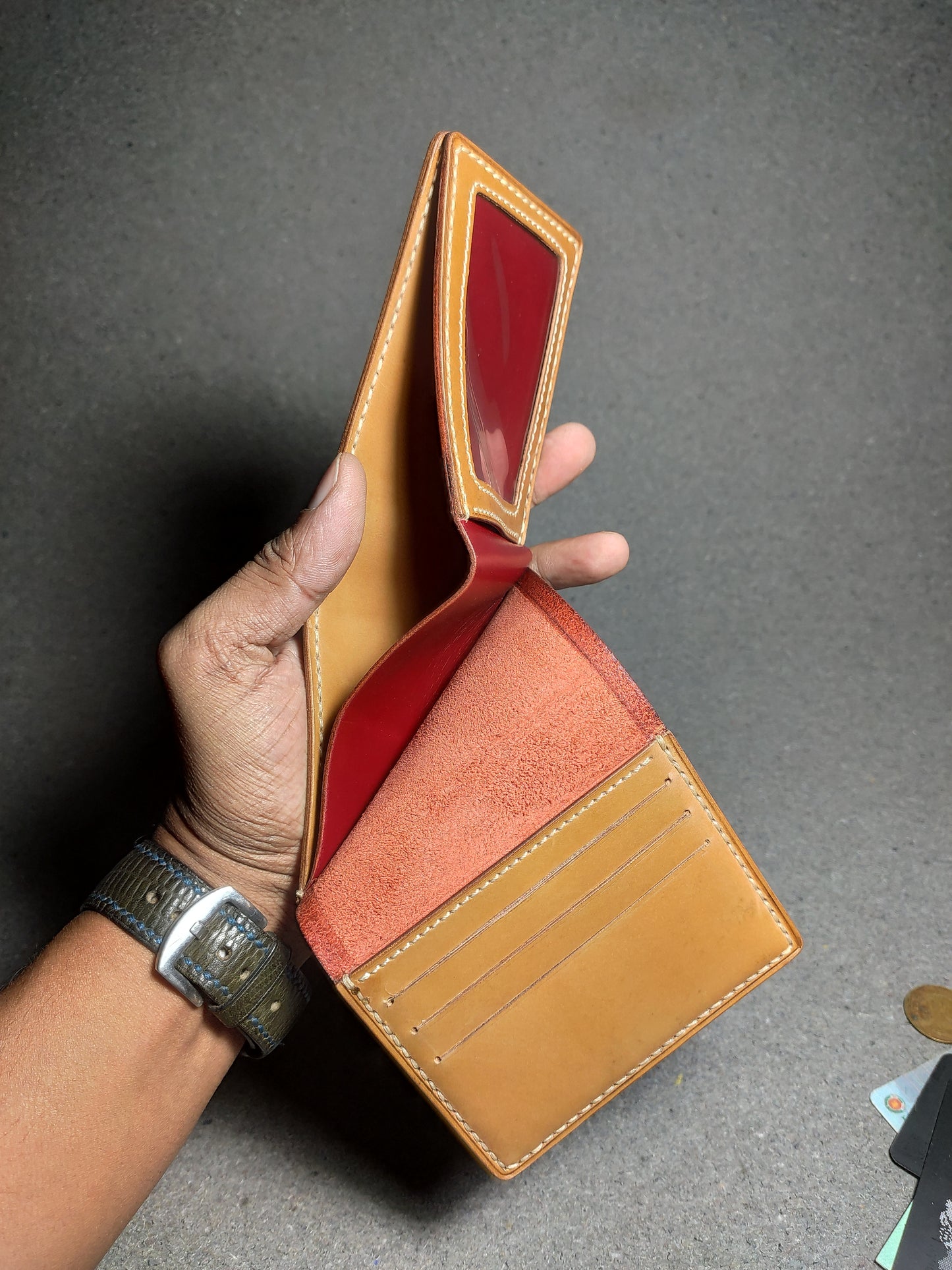 Luno — Where Elegance Meets Order(WC-TR5)