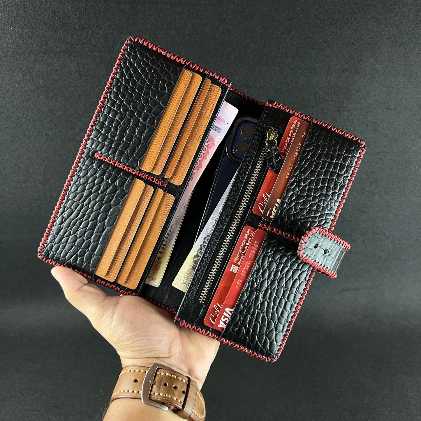 Cadenza — The Zigzag Stitched Executive Long Wallet ( WC-L11)