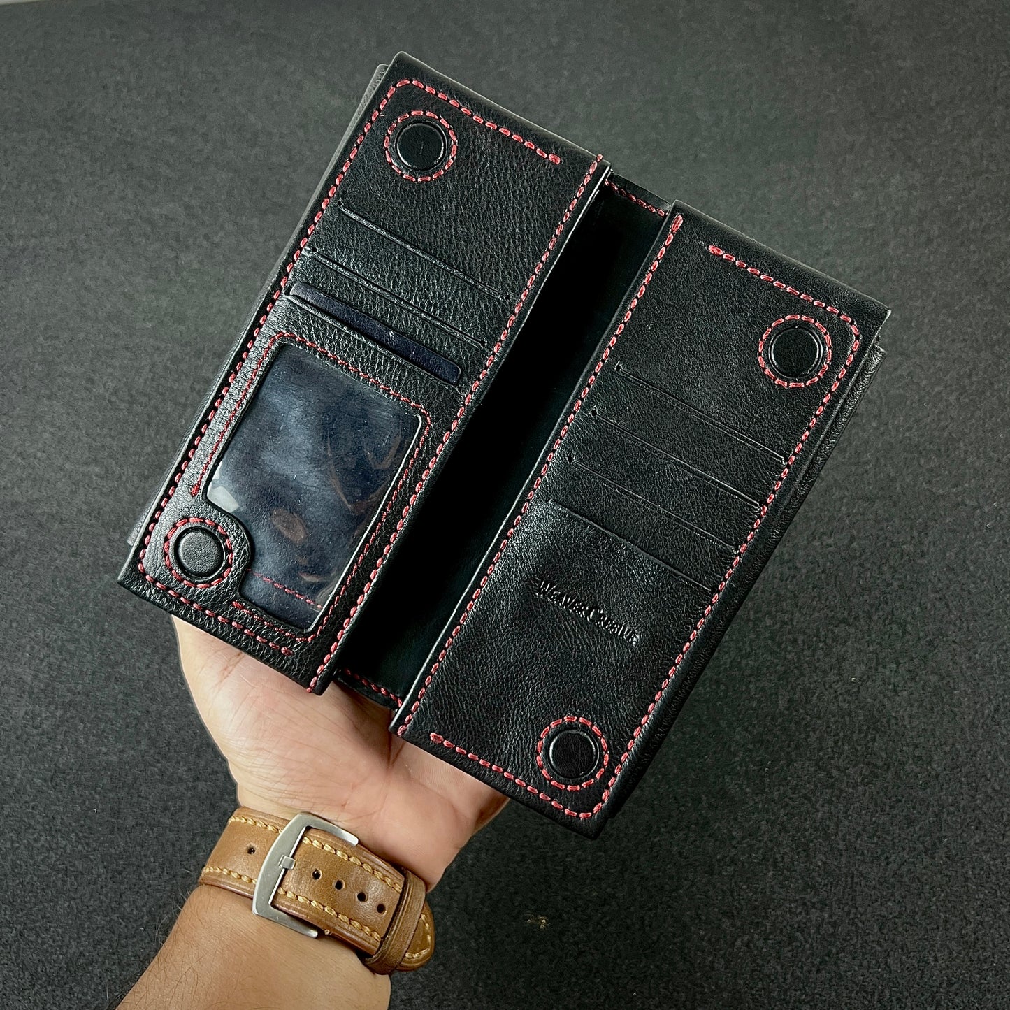 Minima — Elegance in the Palm (WC-L22)