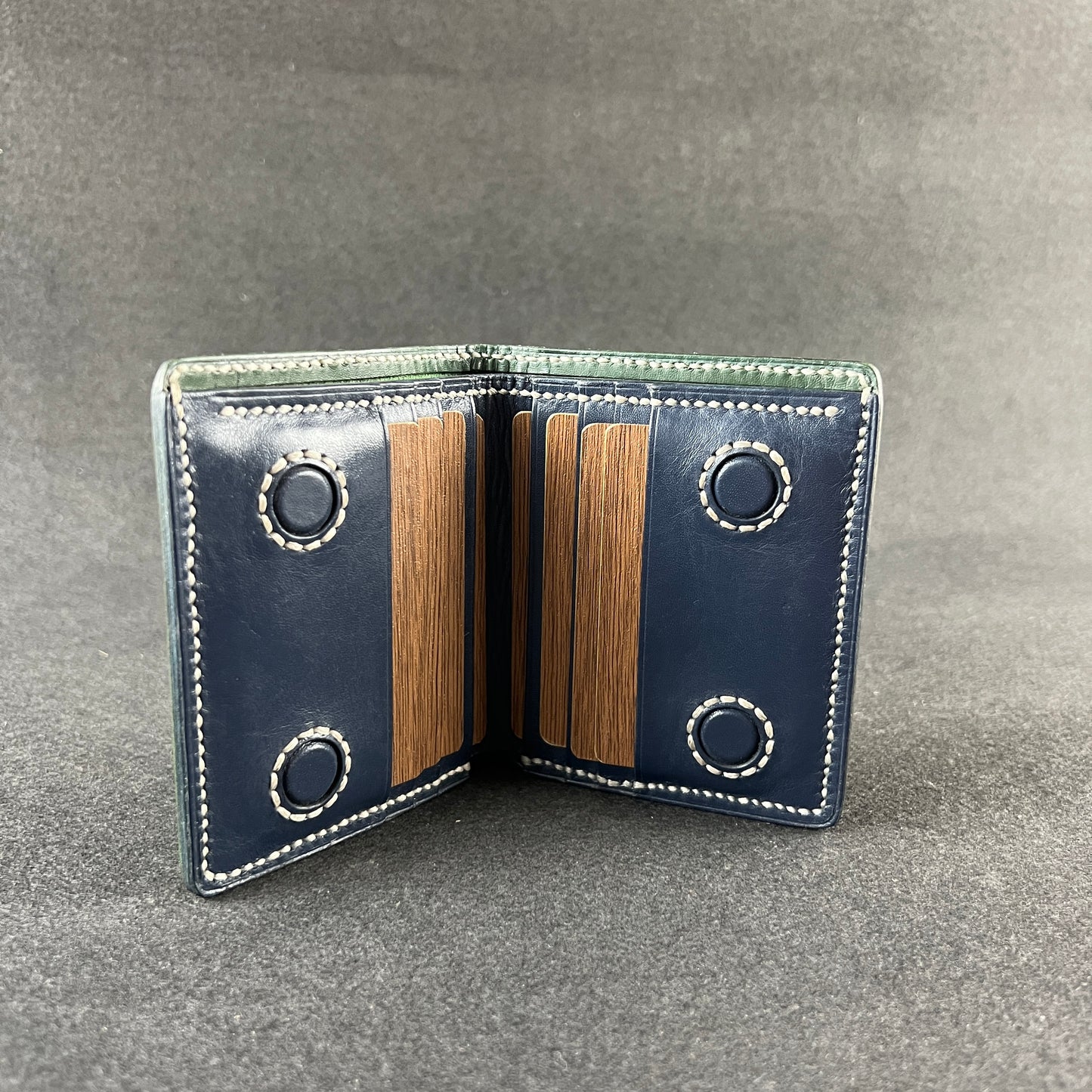 Noir Grid — The Textured Bi-Fold Wallet (WC-V5)