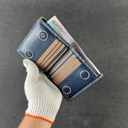 Noir Grid — The Textured Bi-Fold Wallet (WC-V5)