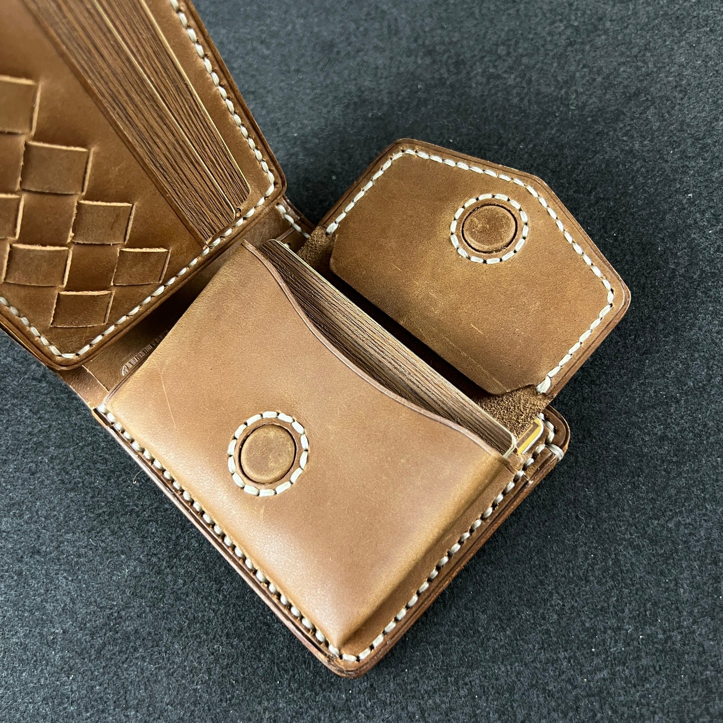 Velin — Woven Charm Meets Everyday Function Model: WC-C25