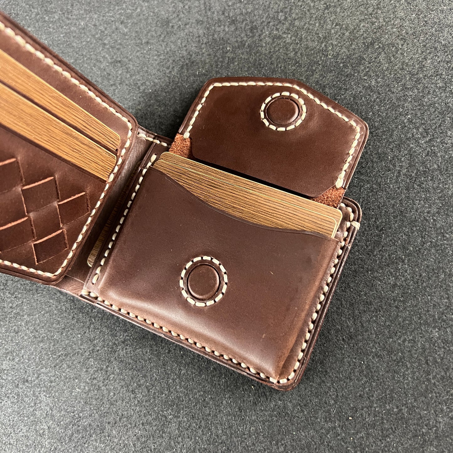 Velin — Woven Charm Meets Everyday Function Model: WC-C25