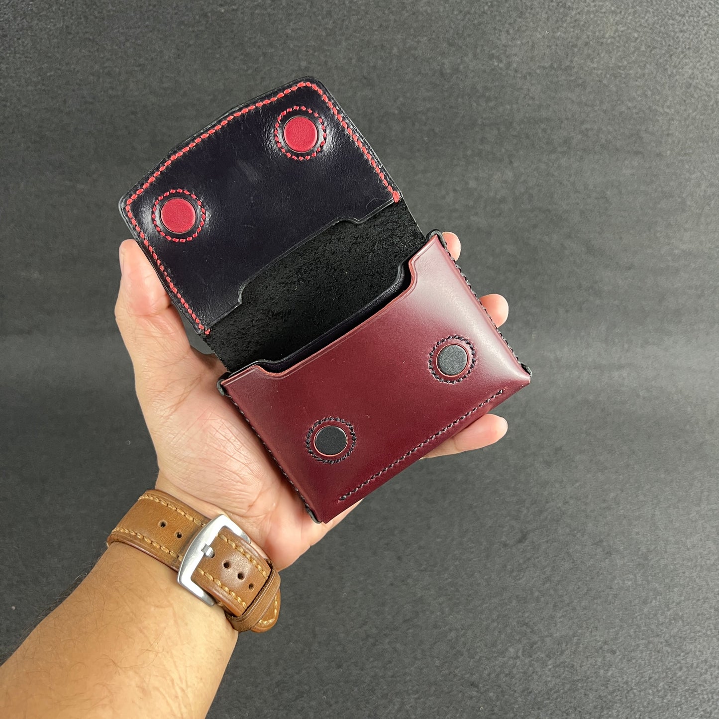 The Alder Pro Slim. Secure.Sophisticated (WC-CH10 pro)