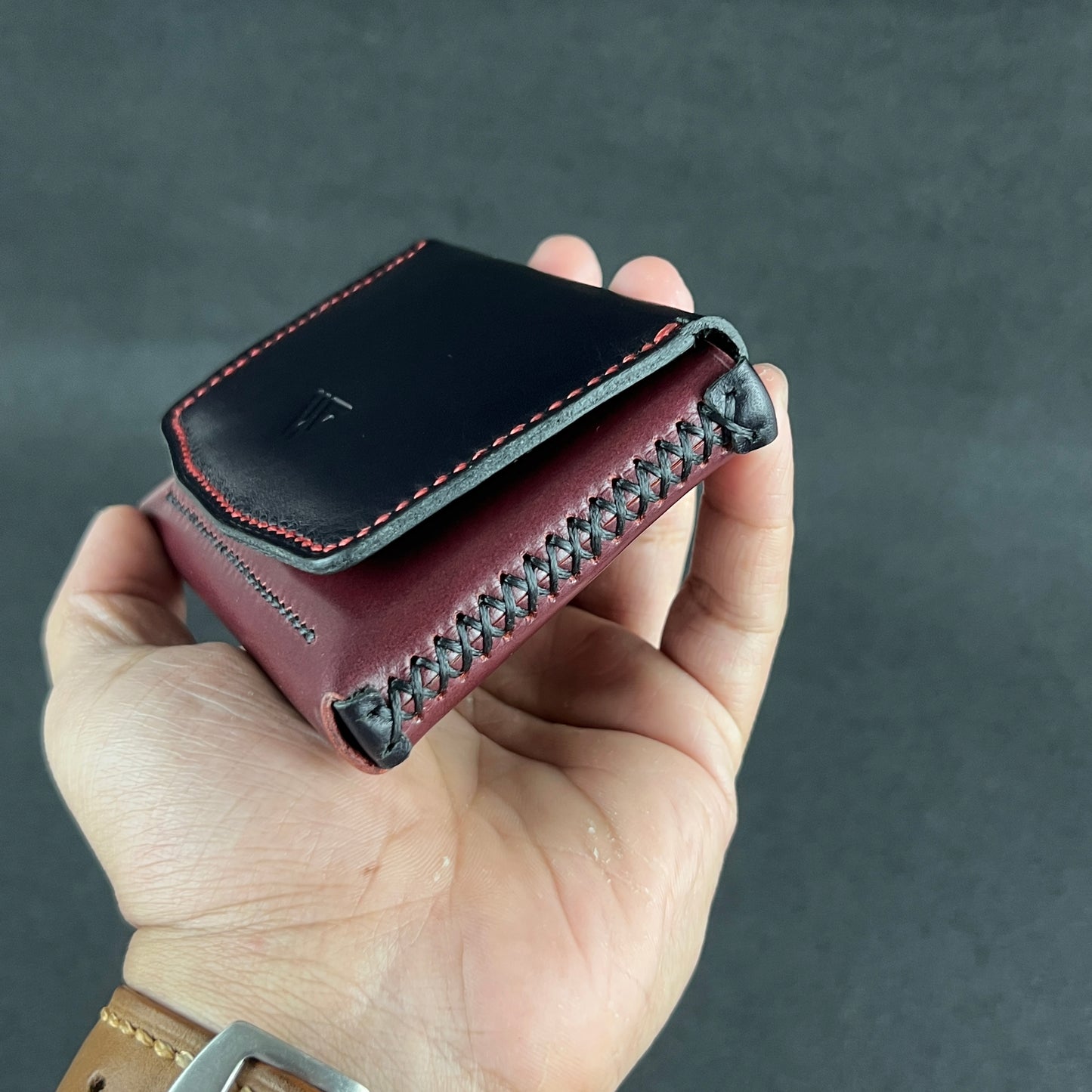 The Alder Pro Slim. Secure.Sophisticated (WC-CH10 pro)