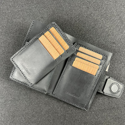 Vaulta — Vertical Bi-Fold Wallet (WC-V4)