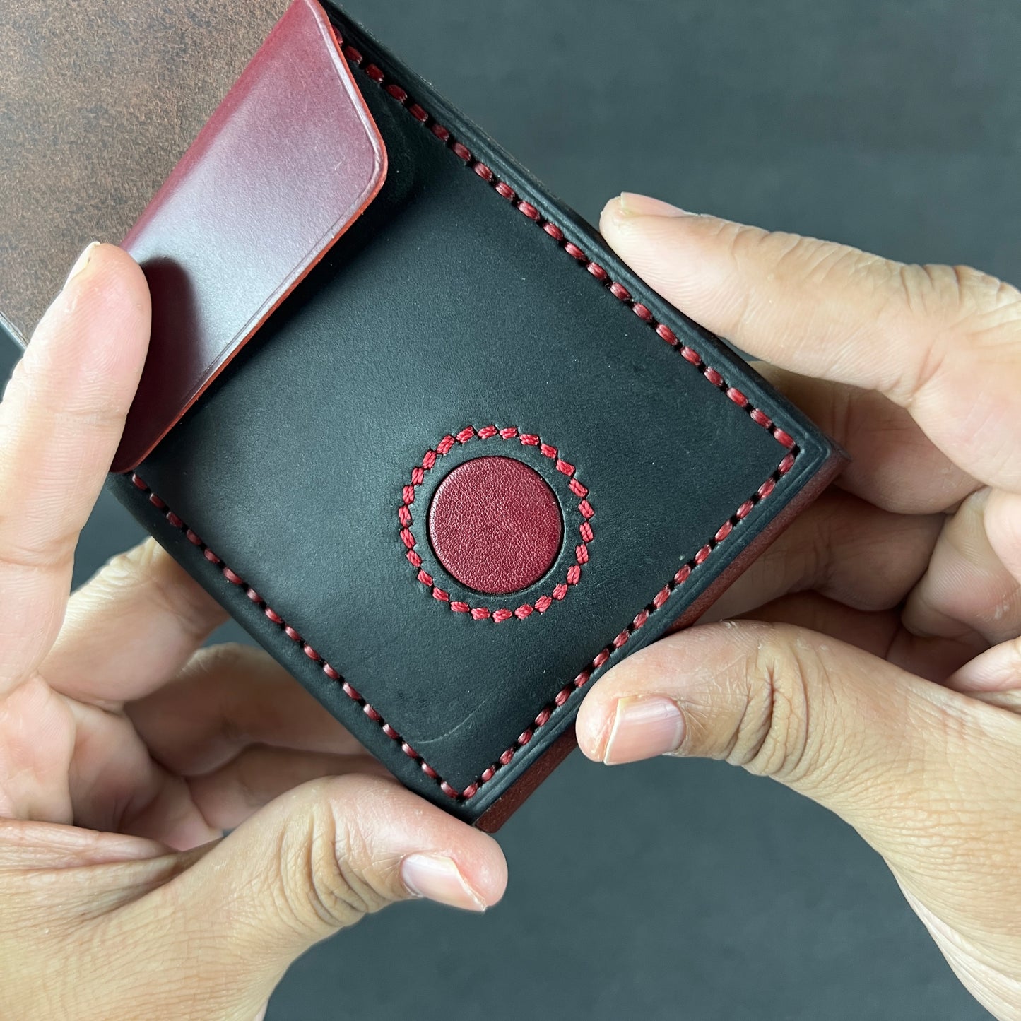 Ravelo Edge — Built for Motion (WC-VT10)