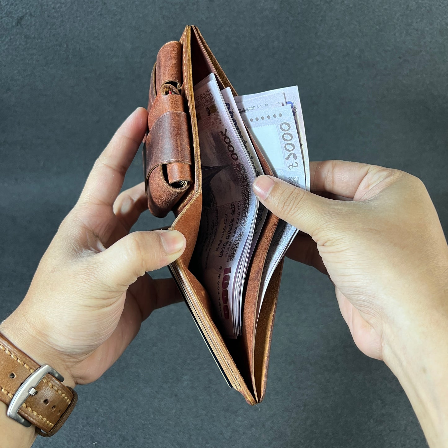 Gliese — Classic Bi-Fold Wallet (WC-C3)